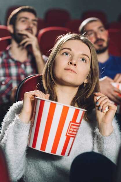 Изменение слова «кино»: когда добавляется окончание -ов